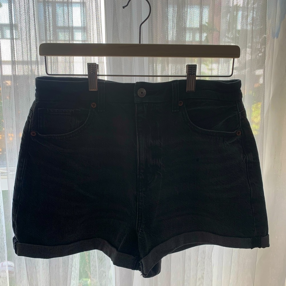 American Eagle curvy denim mom jeans shorts.